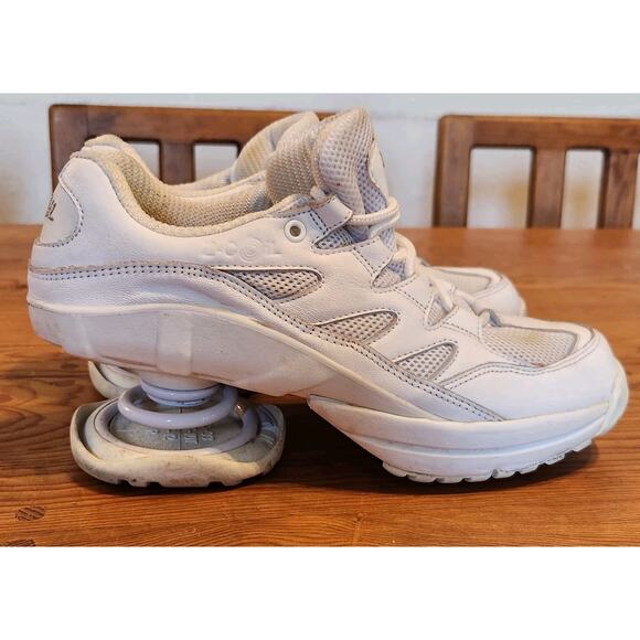 Z-Coil FREEDOM CLASSIC SNEAKERS COMFORT WHITE SPRING BACK PAIN RELIEF WOMENS 8 - Picture 1 of 9